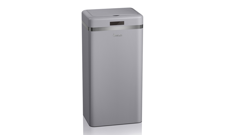 Image 12: Swan Retro-Style 45L Square Sensor Bin With Free Delivery