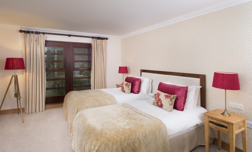 Image 6: Connemara: Bedroom Suite with Breakfast, 2-Course Dinner& Spa Discount