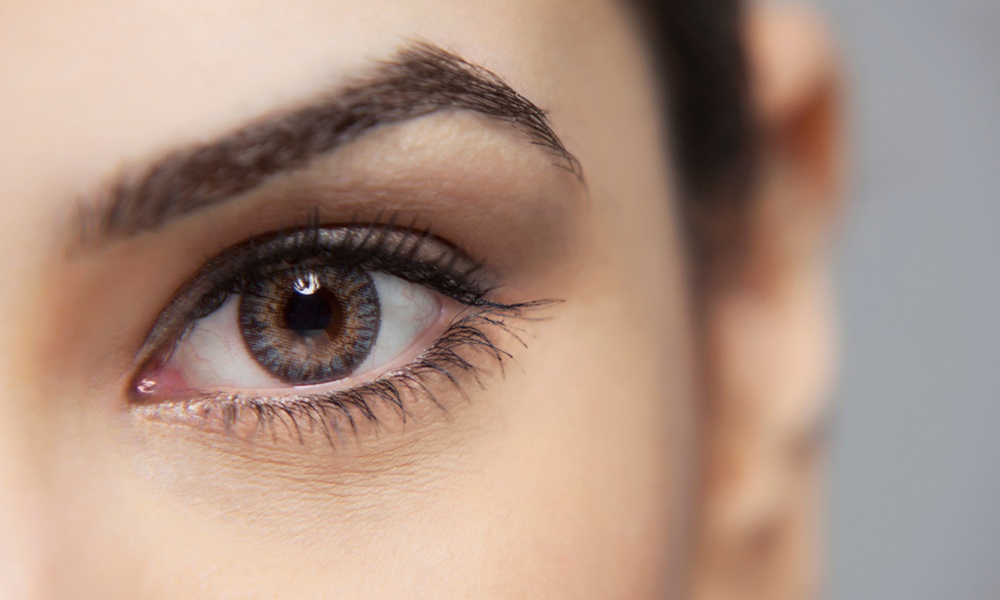 Eyebrow Wax, Sculpt and Tint