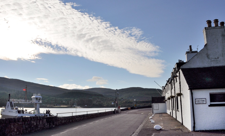 Image 6: Scottish Highlands With Breakfast