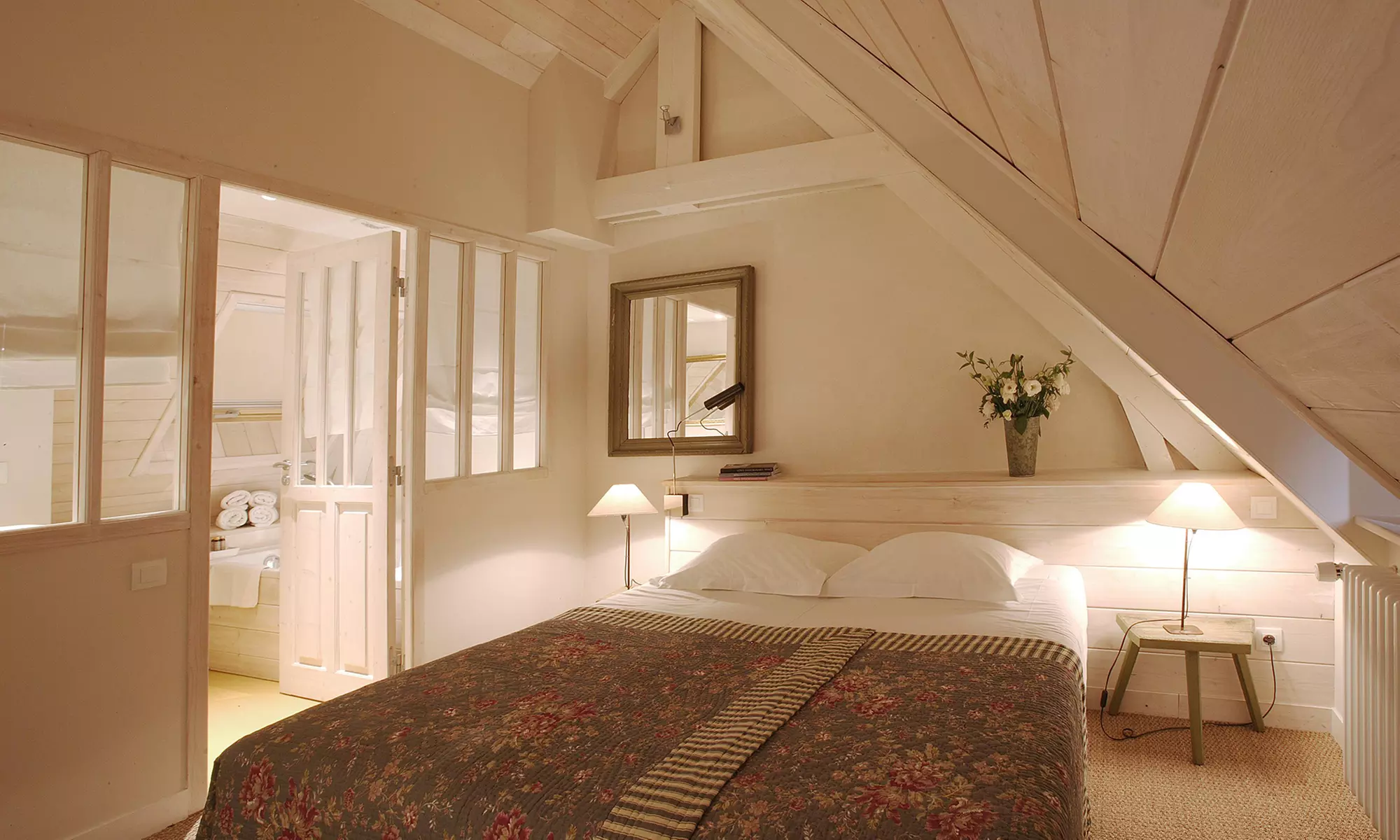 Morbihan en 4* : chambre double avec pdj, option huitres, vin et vélo