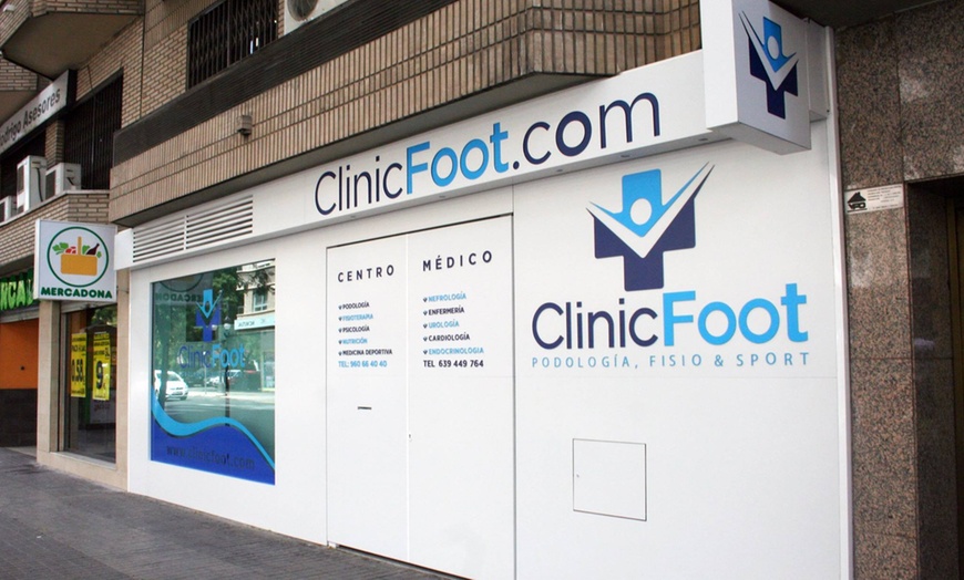 Image 1: Estudio biomecánico de la pisada en Clinic Foot