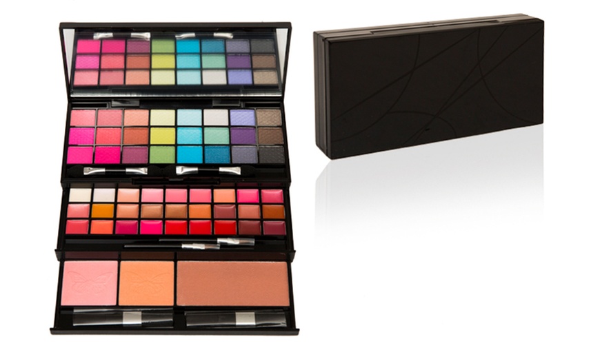 Image 14: Urban Beauty Cosmetics Sets