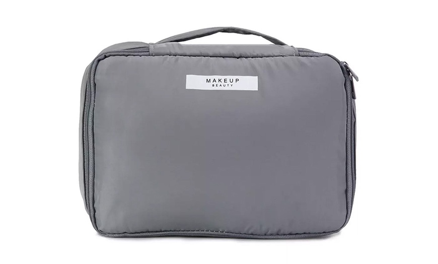 Image 6: Portable Makeup Toiletry Bag