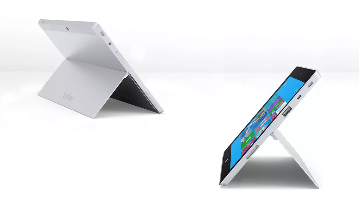 Microsoft Surface 2 32GB 10.6" Tablet with Windows RT 8.1 OS and Kickstand (Refurbished) - Second Medium