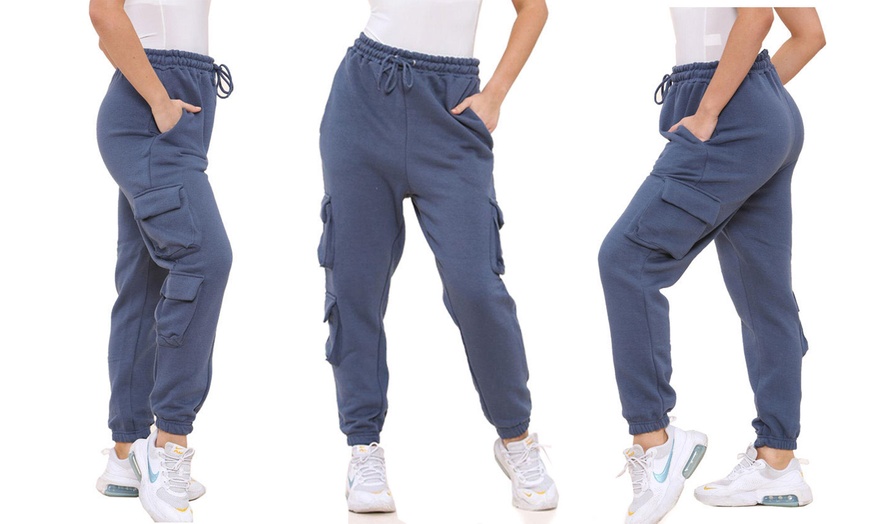 Image 5: Women's Fleece-Lined Cargo Pocket Jogging Bottoms