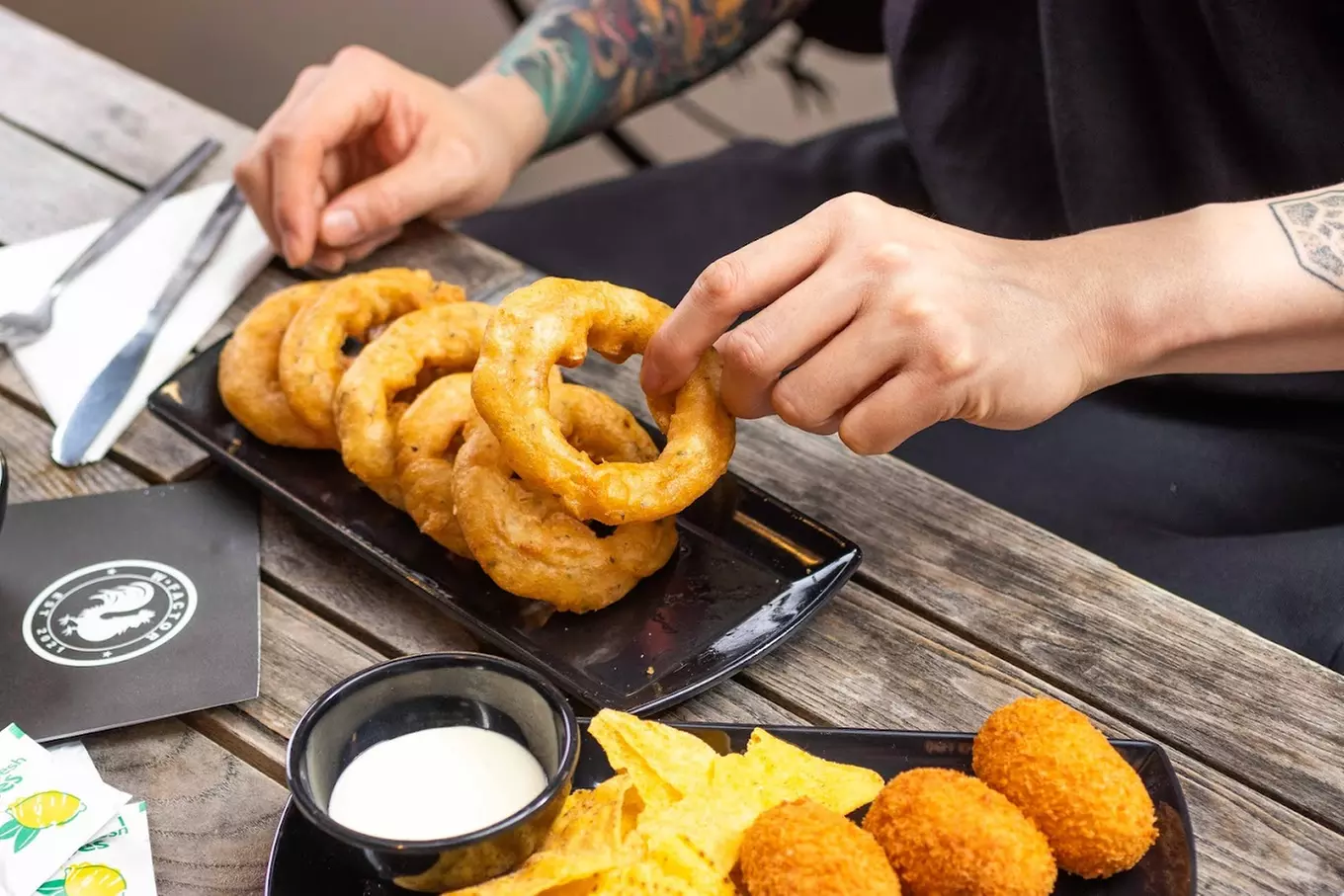 Any Burger or Wings with Any Side at Wings Factor Blanchardstown