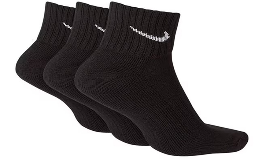 Image 5: Three-Pack Nike Men's Ankle Socks