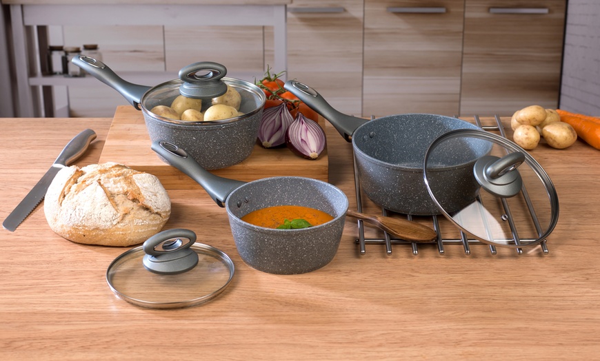 Image 4: Salter Cookware Set