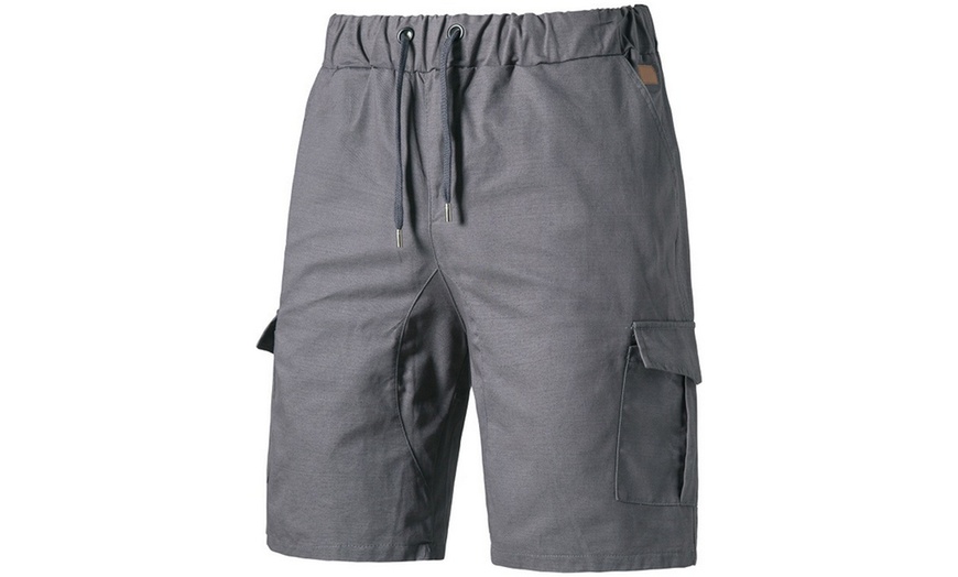 Image 6: Men's Casual Cargo Shorts