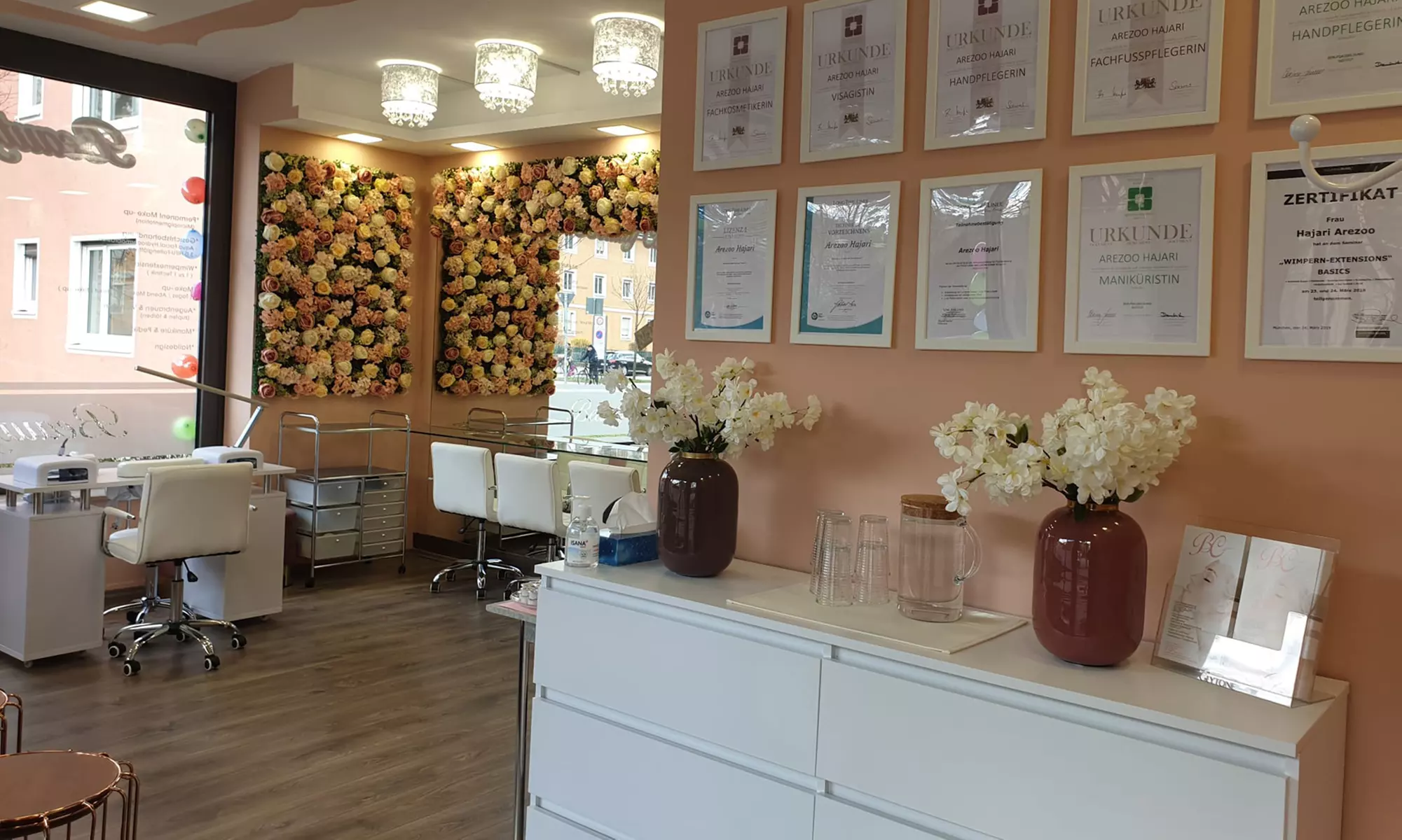 Entspannung pur: Bis zu 50 Min. Fußpflege opt. mit Maniküre bei Beauty Collection (bis zu 36% sparen) - Second Medium