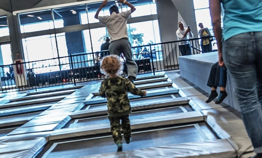 Image 3: Trampoline Jumping