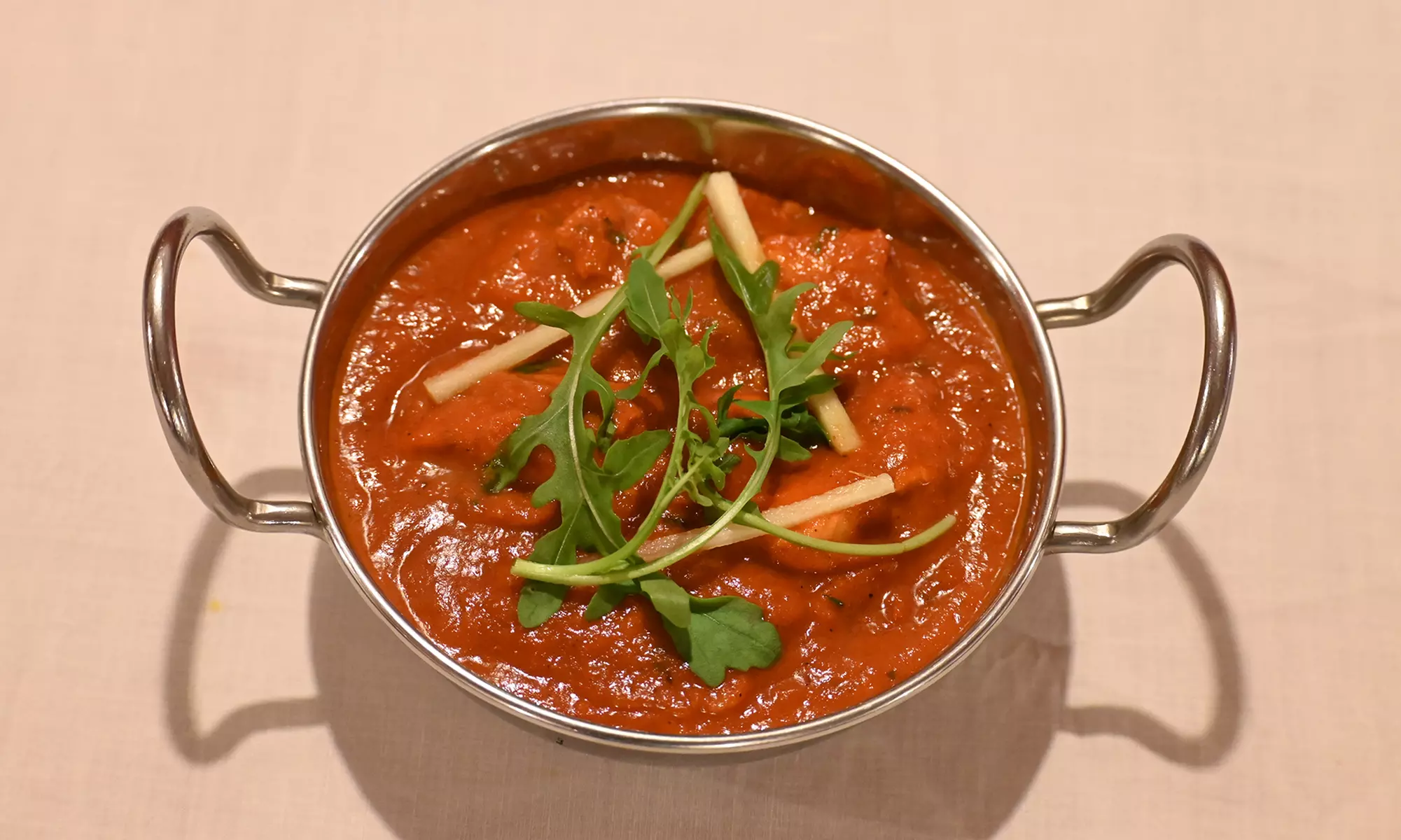 ¡Descubre la magia de la cocina nepalí en Hola Nepal!