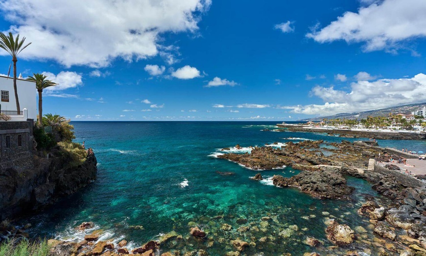 Image 1: Tenerife: soggiorno in camera doppia o tripla 