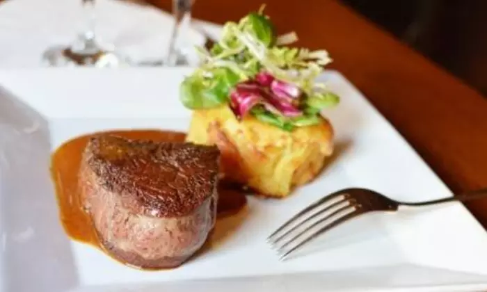 Soirée d'émerveillement à Montmartre Chez ma cousine