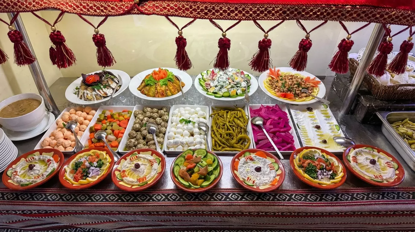 4* Iftar buffet with Bottomless Ramadan Drinks For a Child or 4 Adults