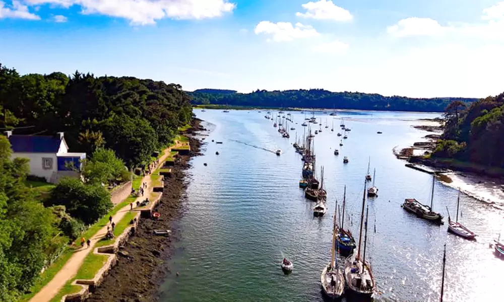 Golfe du Morbihan : 1 à 3 nuits avec petit-déjeuner à l'hôtel Alicia pour 2 personnes - Primary Image