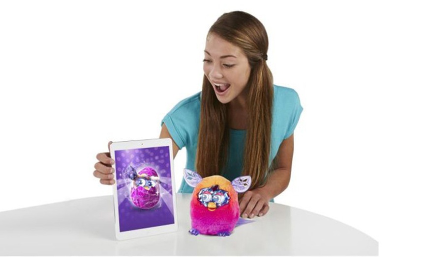 Image 5: Furby Boom Crystal Series Toy