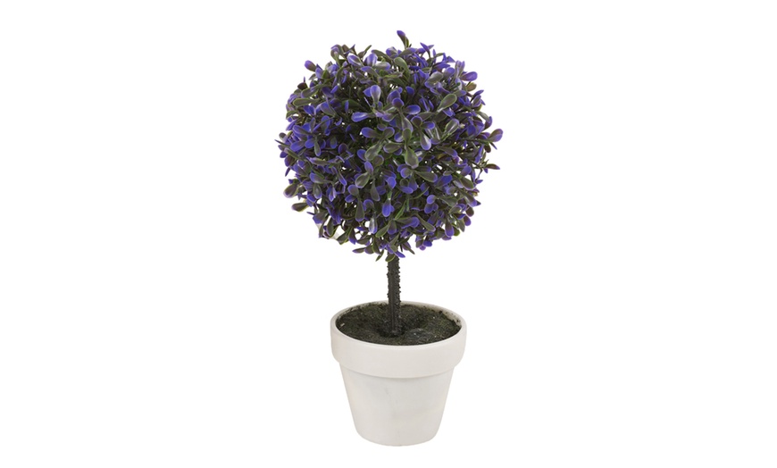 Image 16: Decorative Artificial Ball Plant