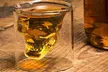 Vaso de licor en forma de calavera con efecto visual de levitación - Second Medium