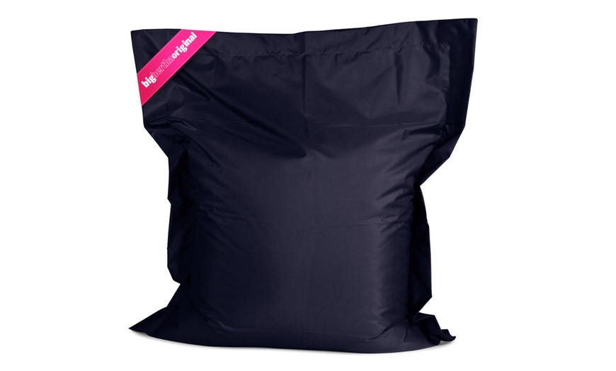 Image 14: Large or Giant Beanbags