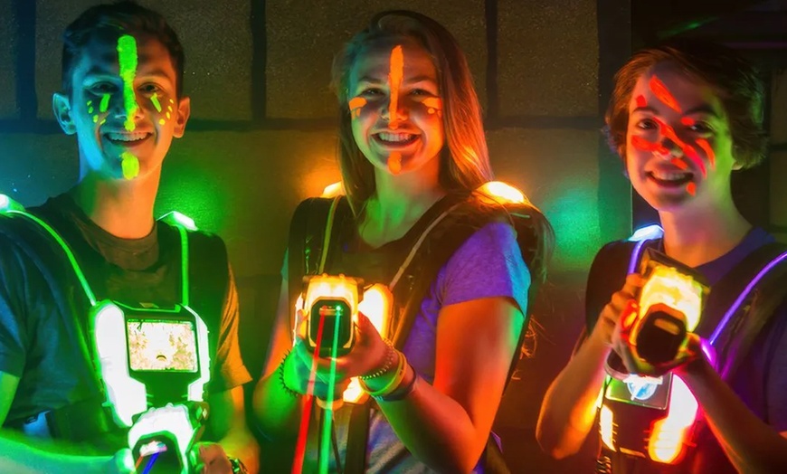 Image 2: Lasertag für 2-5 Personen für 2-4 Runden: Action pur inkl. Ausrüstung