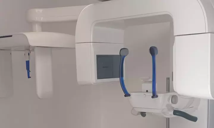 Limpieza bucal con pulido, diagnóstico y opción a 1 empaste