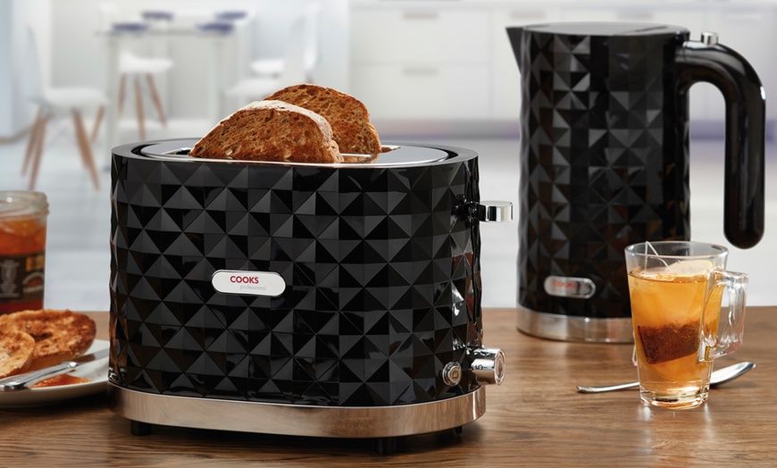 Image 9: Diamond Kettle or Toaster 