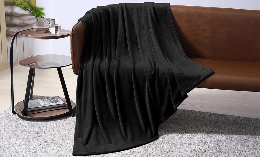 Image 17: Manta de franela cálida y suave, hipoalergénica y transpirable