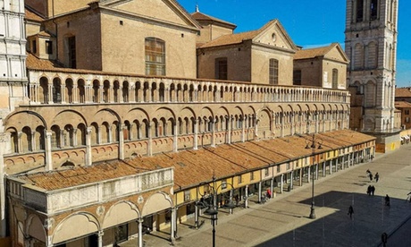 Aperitivo con salumi e formaggi DOC con vista Duomo al bistrot Torre della Vittoria (sconto fino a 47%)