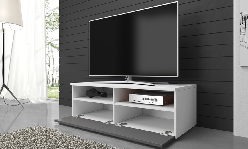 Image 21: Detroit TV Cabinet