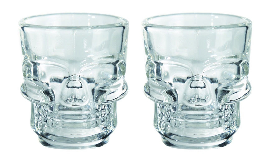 Image 4: Set of 3D Skull Shot Glasses