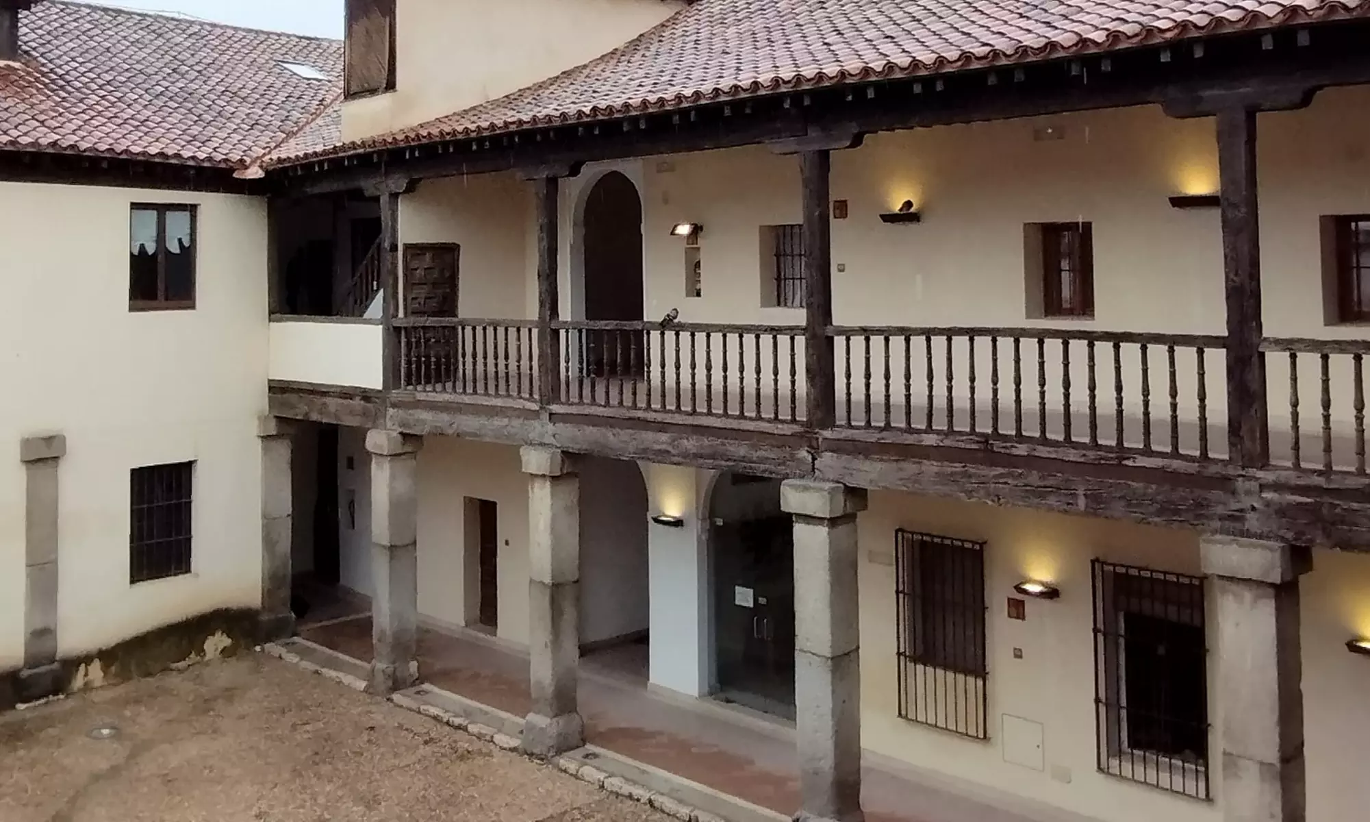 Visita turística guiada por Alcalá de Henares en Alcalá Turismo Y Más