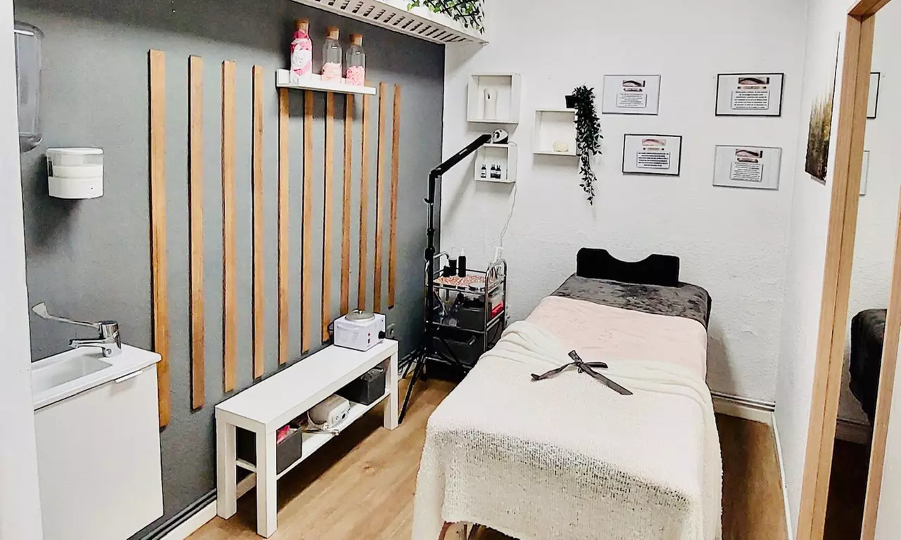 Microblading con visajismo de cejas en Cejas Uriel