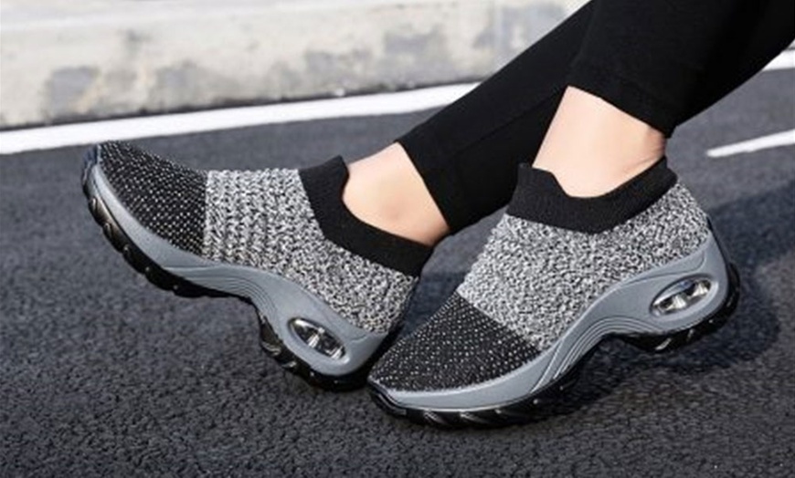 Image 1: Breathable Wedge Slip-On Shoes