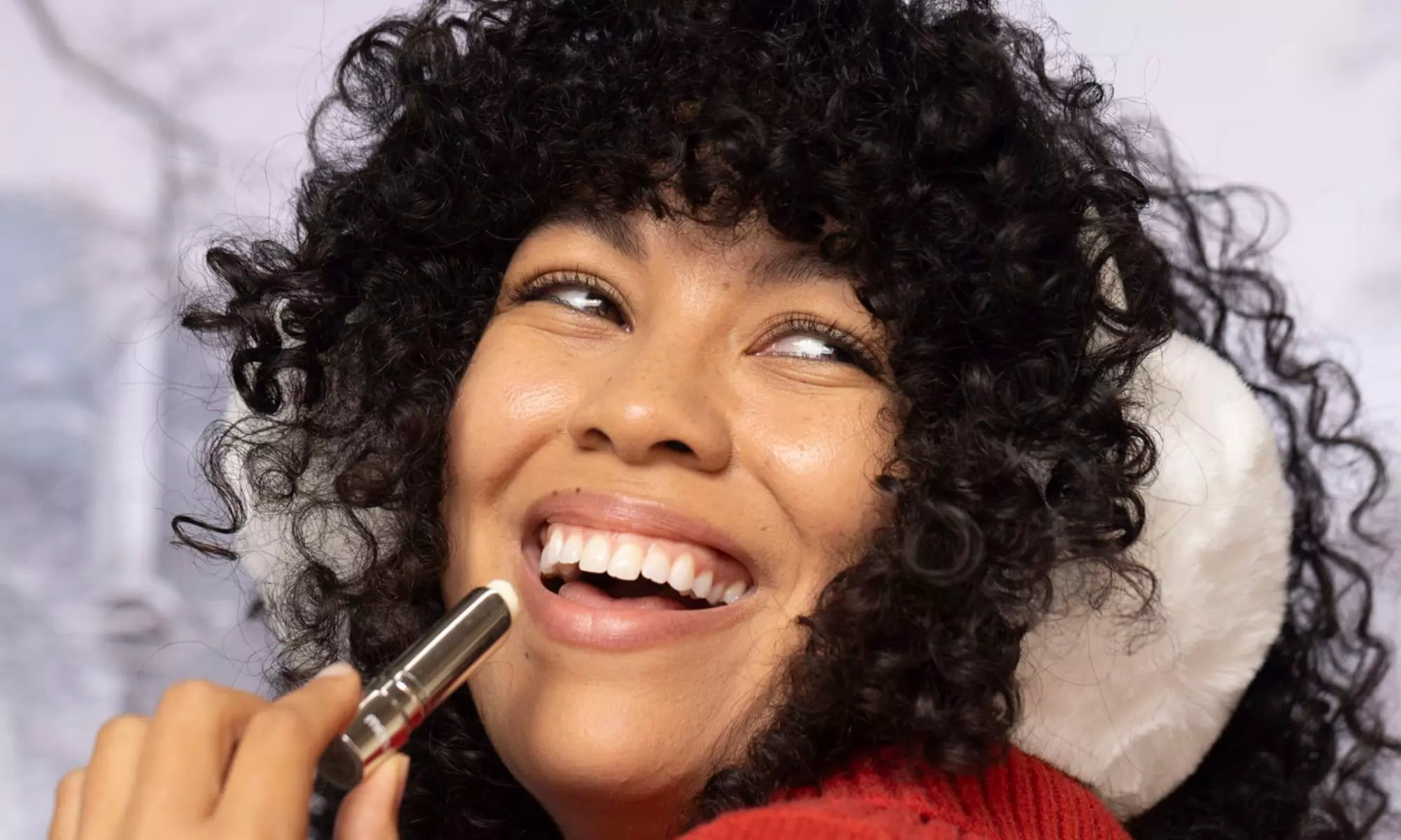 Makeover w/ Mini Coco & Vanilla Facial, Apple & Cinnamon Facial & More