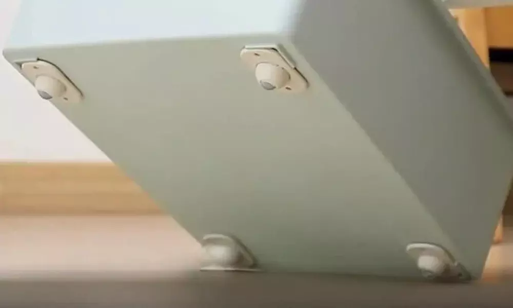 8er- oder 16er-Pack selbstklebende 360°-Mini-Drehrollen - Primary Image