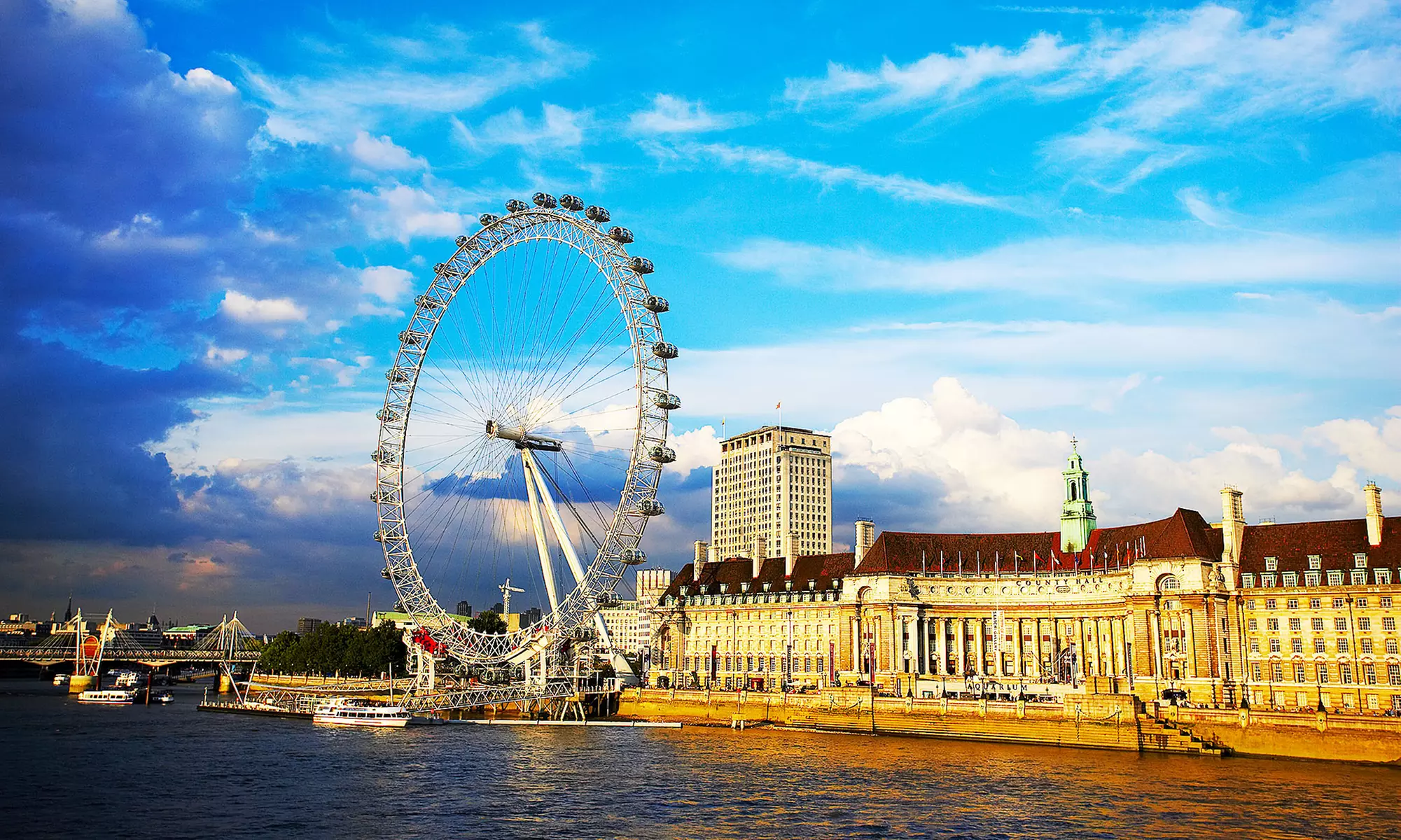 ✈ 8-Day British Christmas Markets Vacation with Hotels & Air