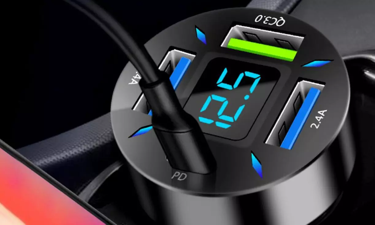 5-in-1 autoadapter met PD en usb-C - Primary Image