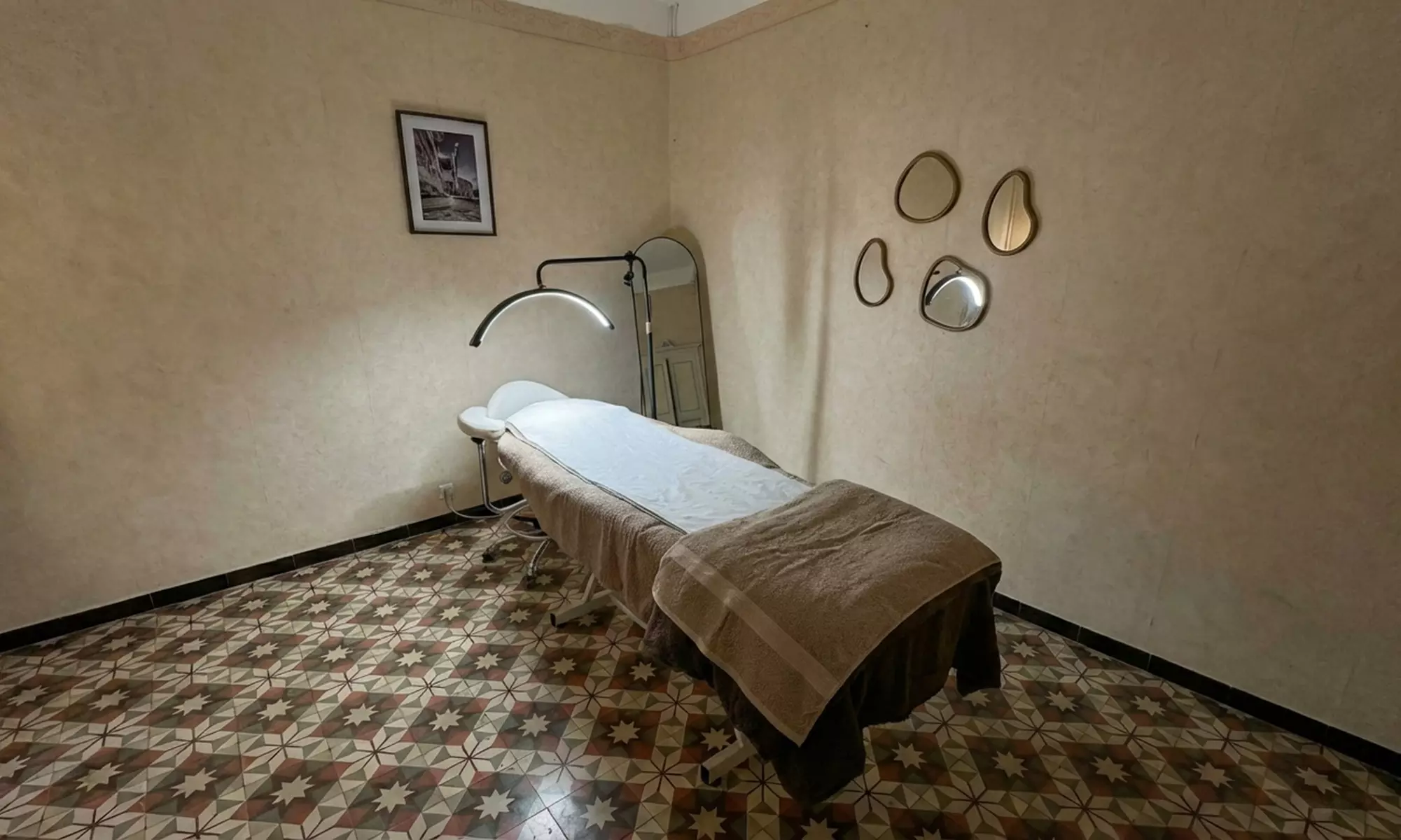 Regard intense : brow lift, extensions de cils naturel ou volume russe