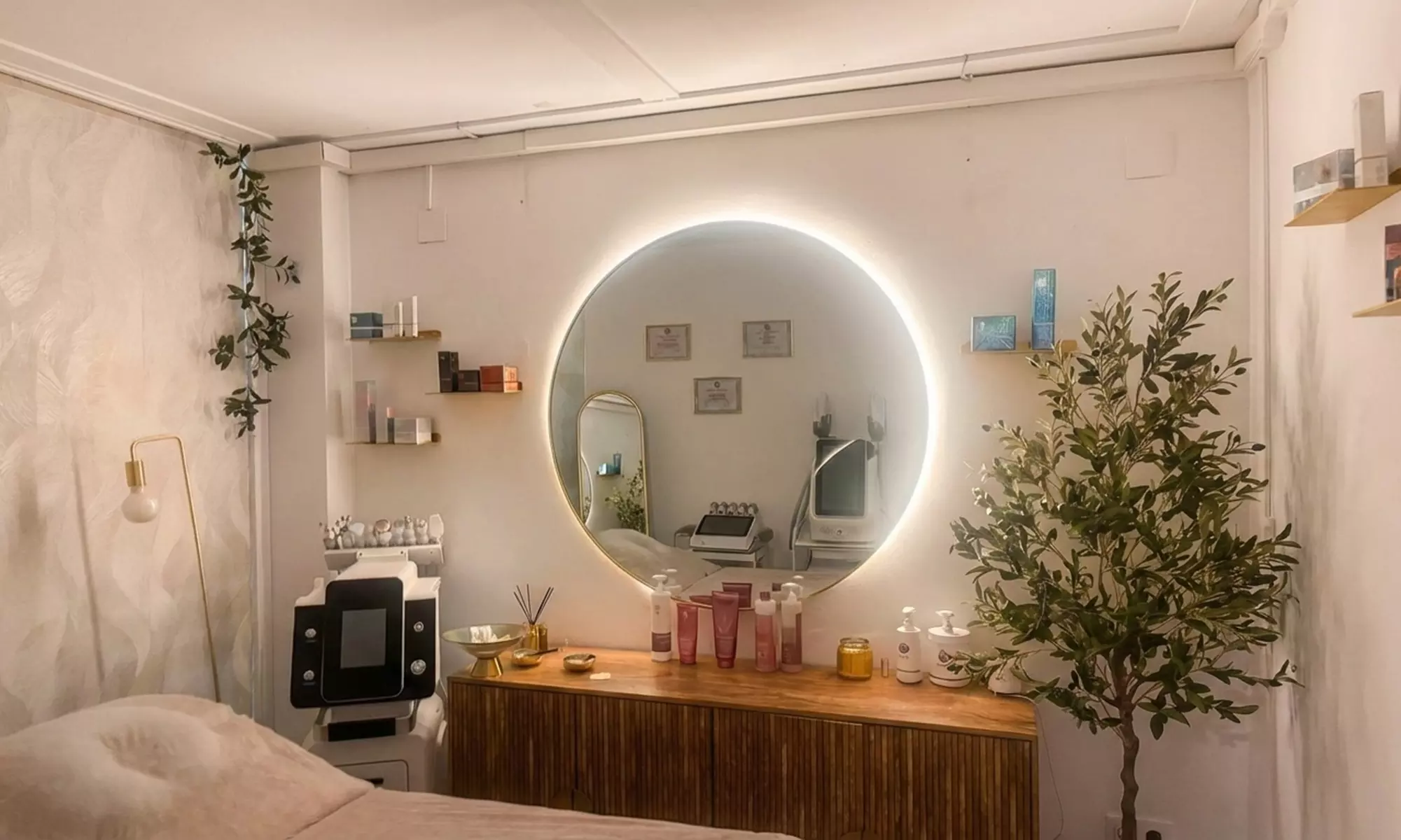 Lifting y tinte de pestañas con opción a diseño y depilación de cejas