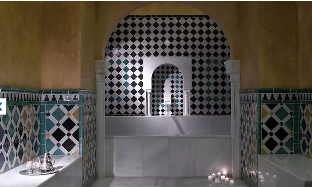 Evoca los sentidos con un circuito de spa para 2 en baños árabes