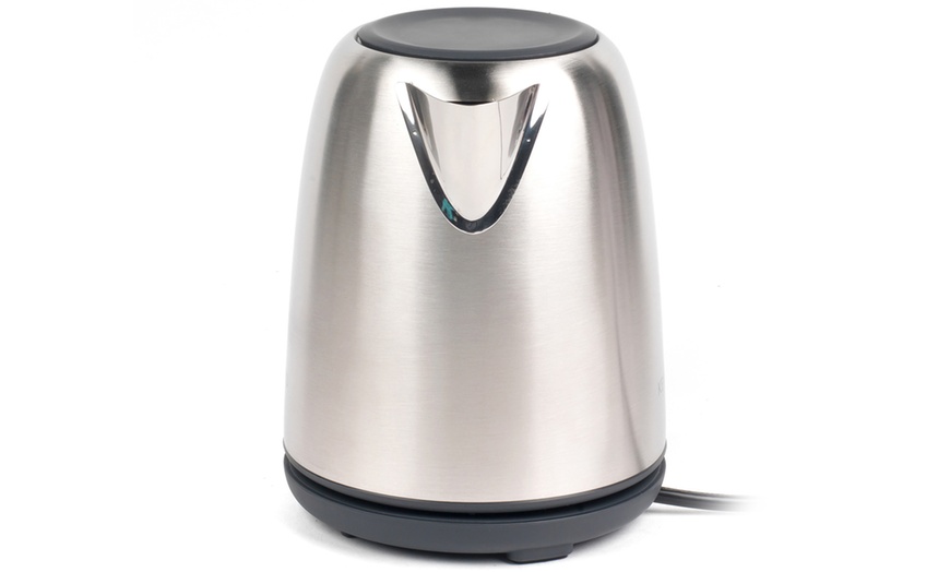 Image 8: Kenwood 1L 2200W Kettle