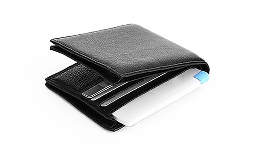 Image 3: Credit Card-Sized Power Bank