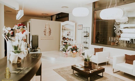 3 o 5 manicure con smalto semipermanente al centro Estetica Matrioshka (sconto fino a 76%)