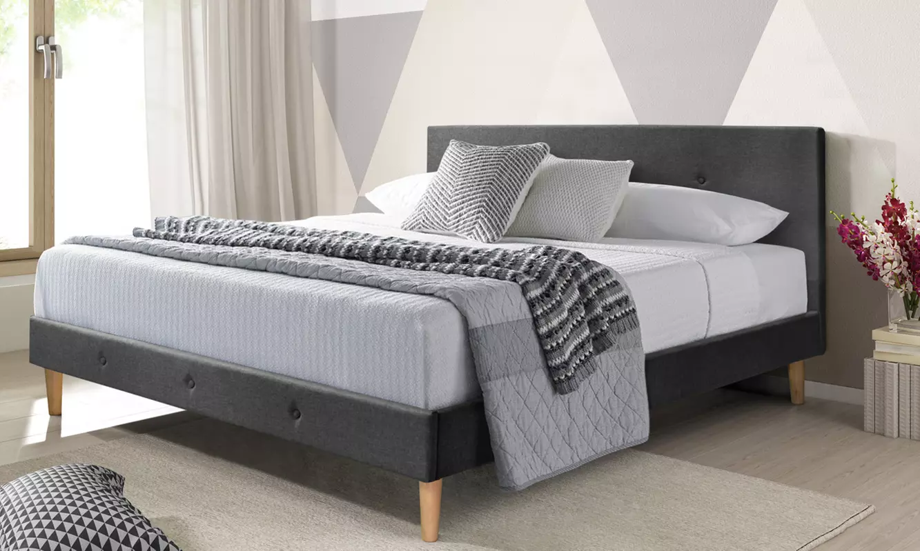 Lit "Marquis" capitonné en tissu avec sommier inclus, matelas en option, marque Sampur, livraison offerte - Primary Image