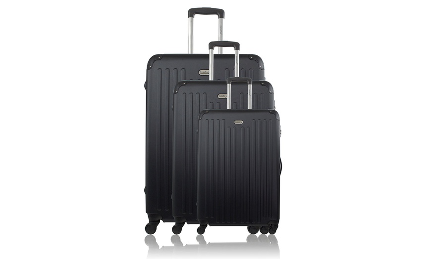 Image 16: Set of 3 Suitcases