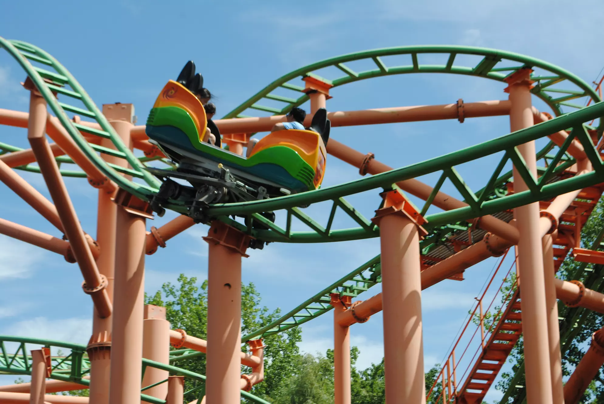 LIMITED TIME OFFER: Six Flags New England (Up to 50% Off) 