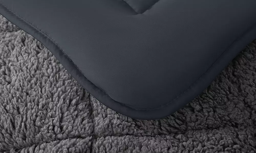 Sherpa-deken voor op bed van het merk Sampur