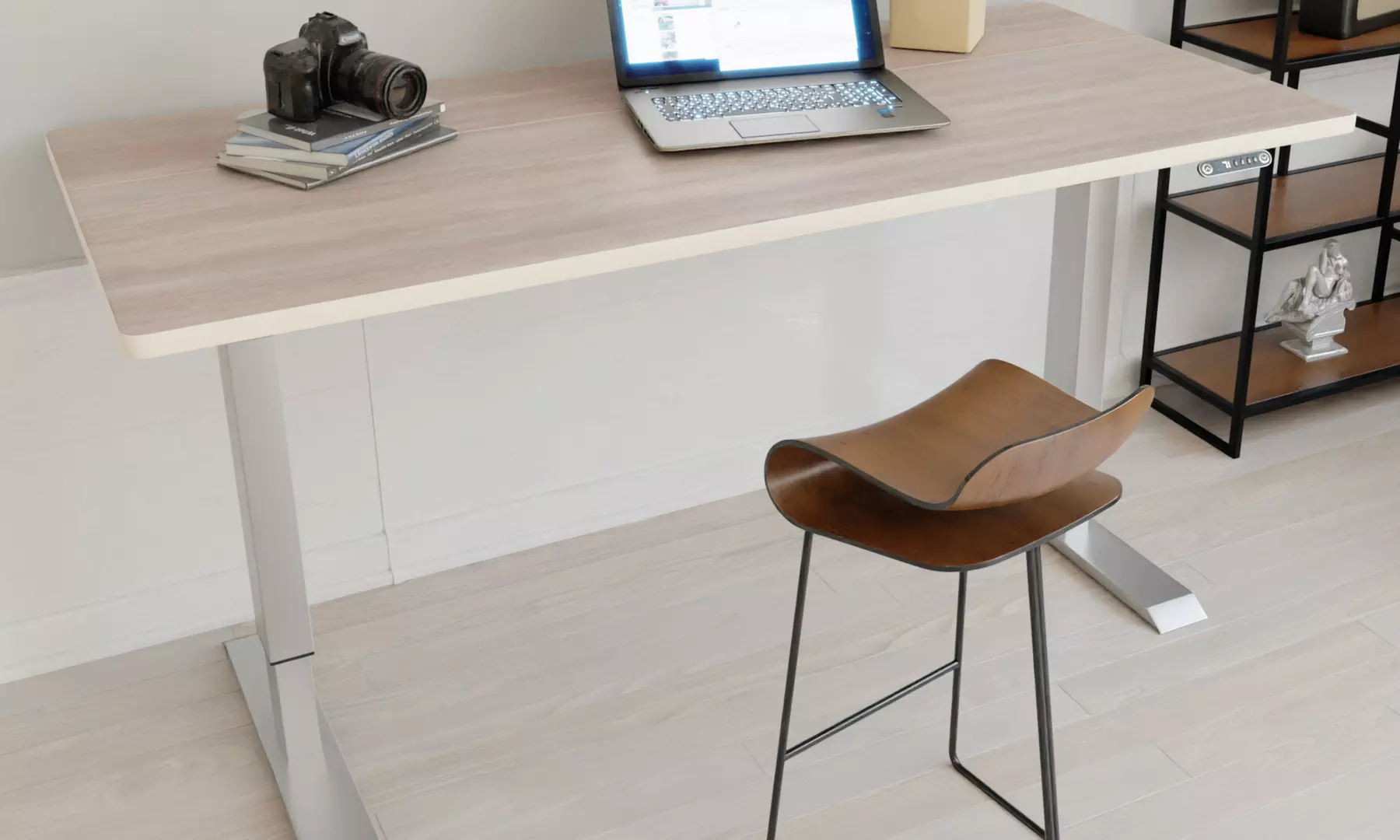 VESKA elektrisch höhenverstellbarer Schreibtisch